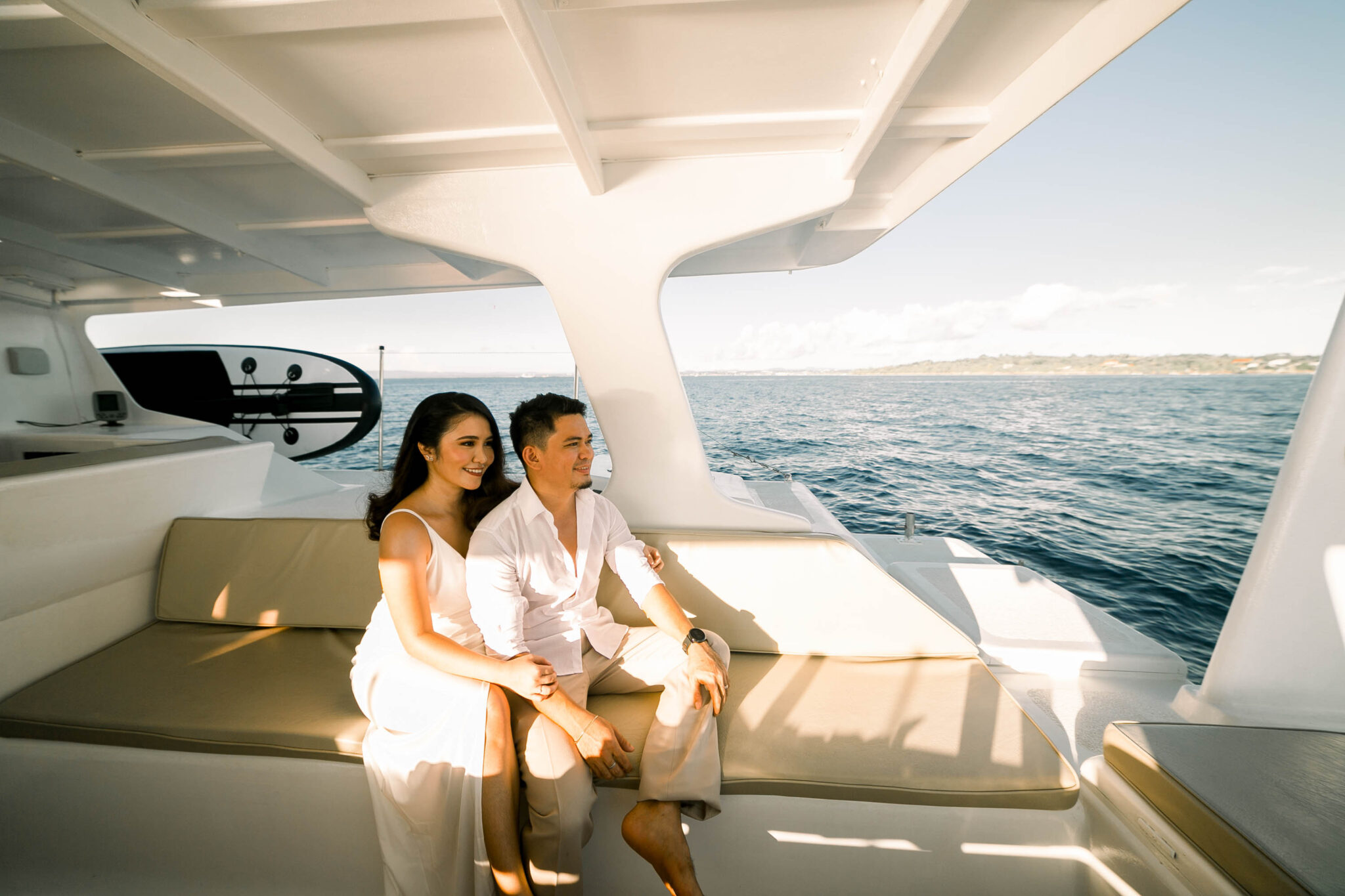 yacht rental for photoshoot